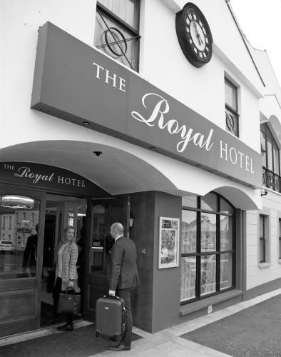 Hostal The Royal Hotel