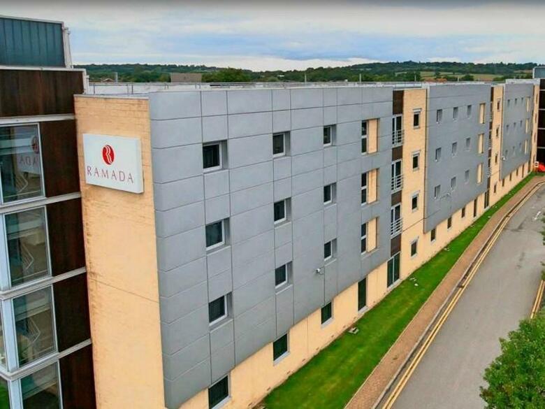 Hotel Ramada London North