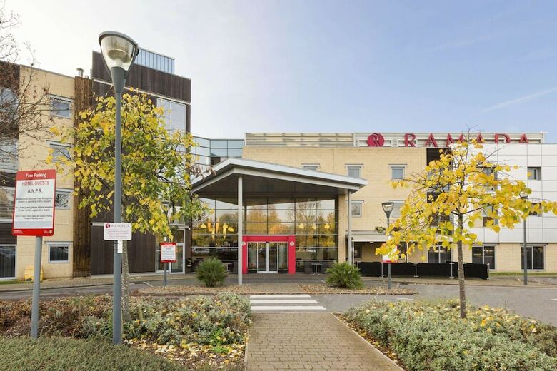Hotel Ramada London North