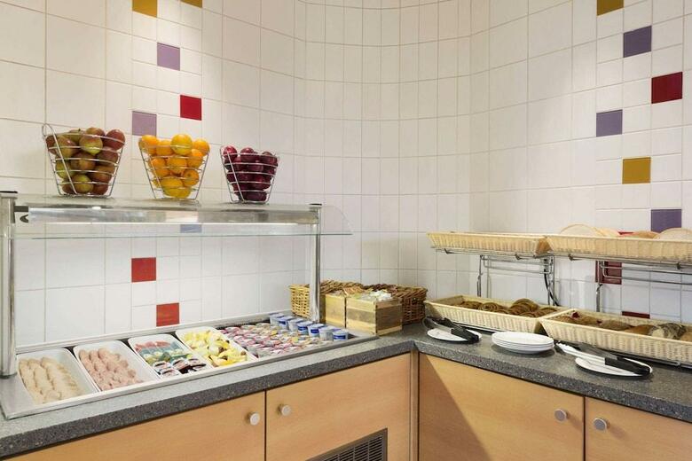 Hotel Ramada London North