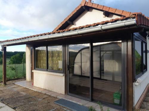 Maison A La Campagne Avec Piscine