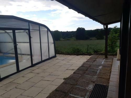 Maison A La Campagne Avec Piscine