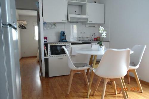 Apartamento St Pierre La Mer, Vue Sur Mer, Quartier Calme, T2