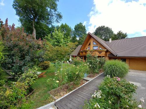 Hostal Le Clos Des Marais De Fontenay