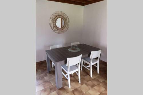 Aux Portes Des 2 Baies