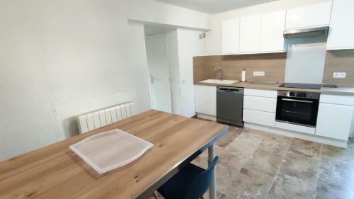 Tr�s Belle Maison 80mcarr�s Jardin Parking