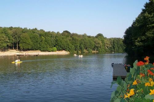 Hotel Ibis Les Etangs Des Moines