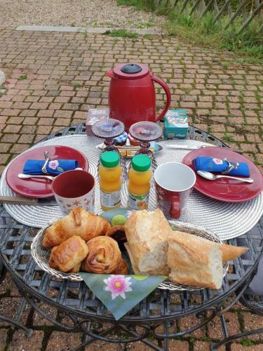 Bed & Breakfast Chambre D?h�te Normande