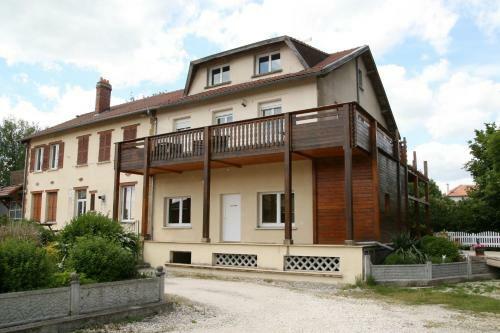 Bed & Breakfast Chambres D'h�tes & G�tes La Paysanne