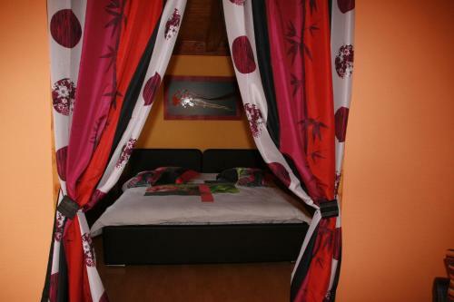 Bed & Breakfast Chambres D'h�tes & G�tes La Paysanne
