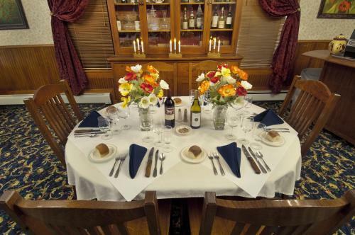 Posada Elk Mountain Hotel And Restaurant