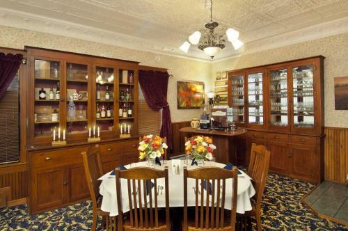 Posada Elk Mountain Hotel And Restaurant