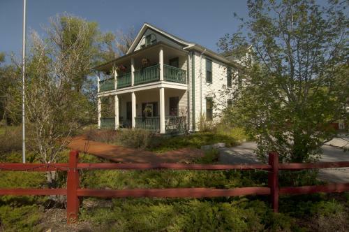 Posada Elk Mountain Hotel And Restaurant