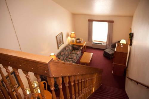 Motel Quiet House Inn & Suites