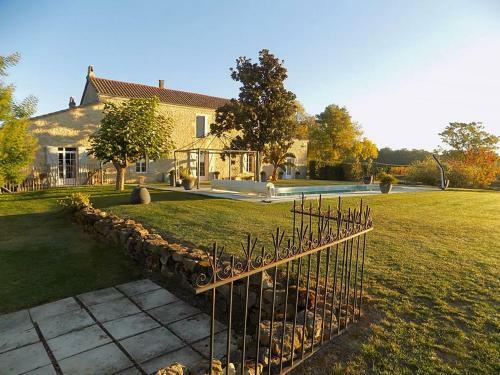 Cozy Holiday Home In Frontenac With Private Pool