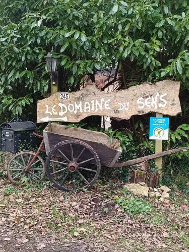 Bed & Breakfast Le Domaine Du Sens