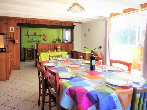 Holiday Home Castagney - Gem160