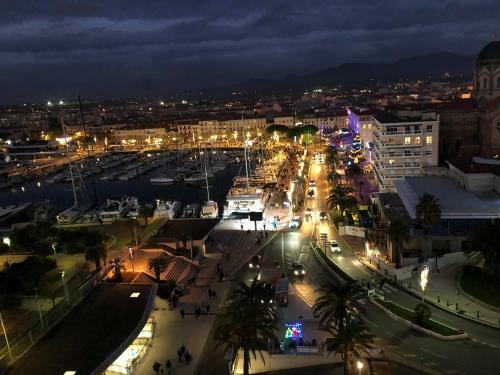 Apartamento Appartement Frejus Plage, 6 Personnes