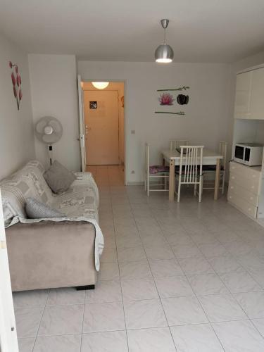 Apartamento Vue Sur Port Fr�jus