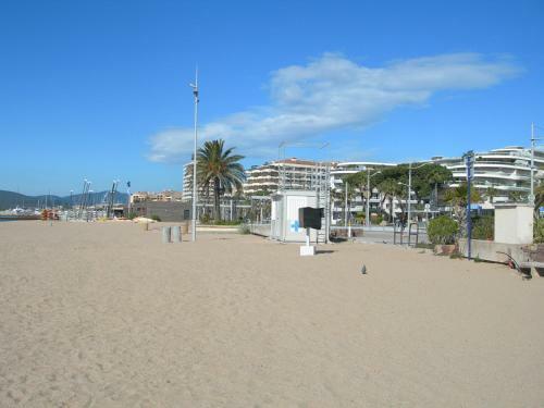 Camping Le Montourey � Fr�jus 83600