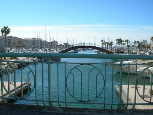 Camping Le Montourey � Fr�jus 83600