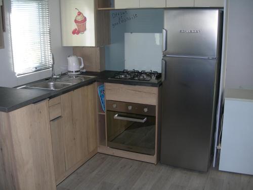 Camping Le Montourey � Fr�jus 83600