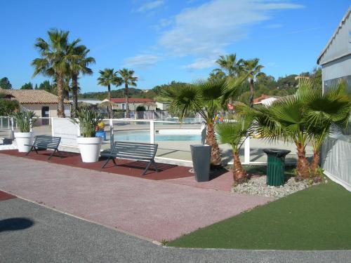 Camping Le Montourey � Fr�jus 83600