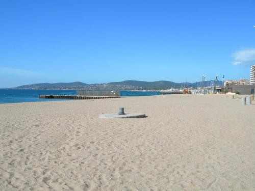 Camping Le Montourey � Fr�jus 83600