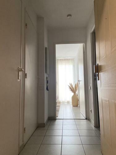 Apartamento C�sar�e Port Fr�jus Avec Piscine