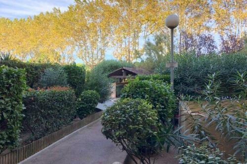 Apartamento Fr�jus 5 Min Centre Studio Piscine Clim Tennis Pk