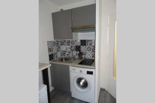 Apartamento Fr�jus 5 Min Centre Studio Piscine Clim Tennis Pk