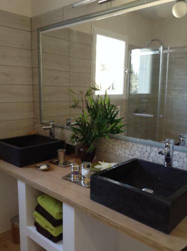Bed & Breakfast Villa Les Jardins D'holi