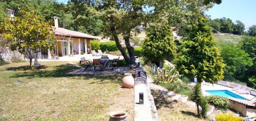 Le Domaine De Gatti�res
