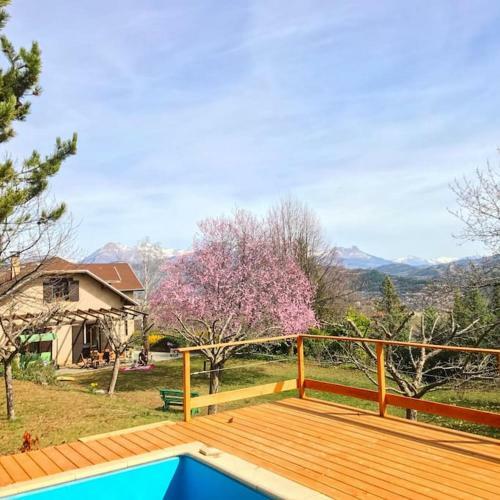 Villa � Gap
