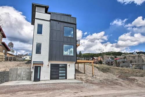 Exquisite Discovery Mtn Home With Sweeping Views!