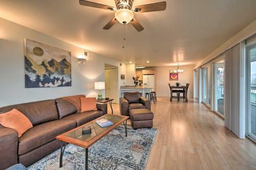 Apartamento Walkable Condo With Balcony And Lake And Mtn Views!
