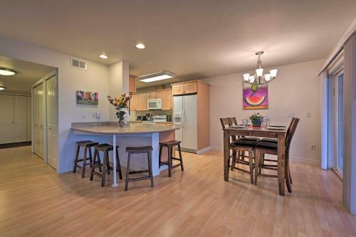 Apartamento Walkable Condo With Balcony And Lake And Mtn Views!