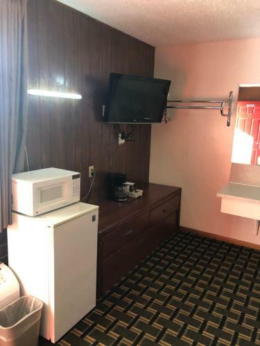 Big 12 Motel
