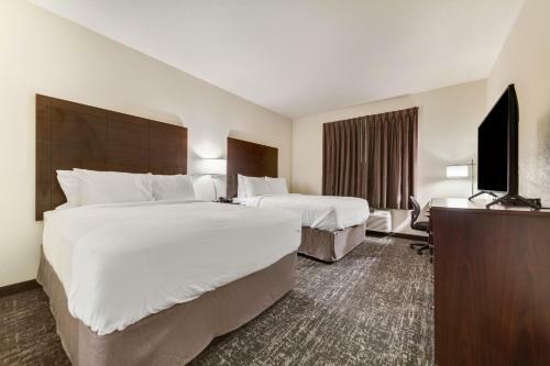Cobblestone Hotel & Suites - Cozad
