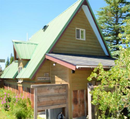 Apartamento New Listing! Charming Cabin!