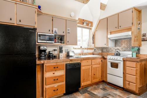 Apartamento New Listing! Charming Cabin!