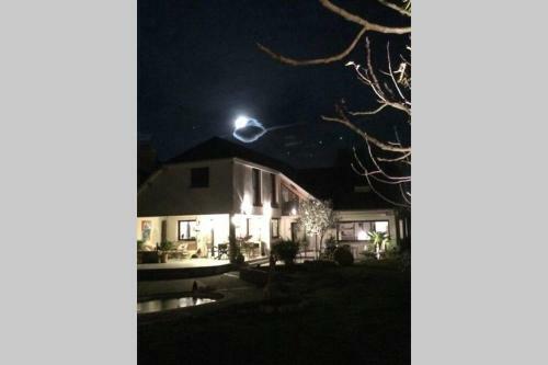 Pau Villa 250m2 Piscine Et Jacuzzy.