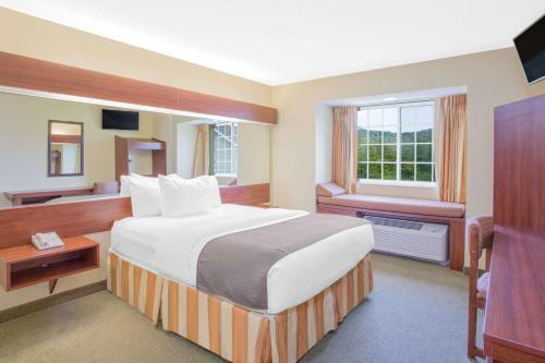 Hotel Microtel Inn And Suites Gassaway