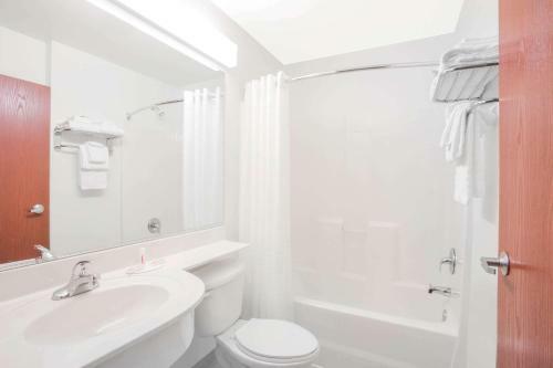 Hotel Microtel Inn And Suites Gassaway
