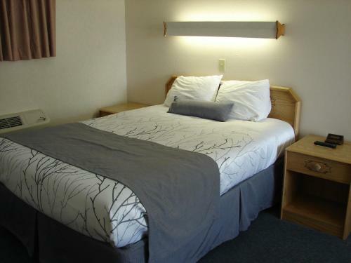 Stagecoach Motor Inn