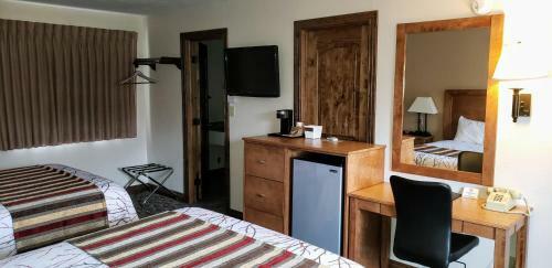 Stagecoach Motor Inn