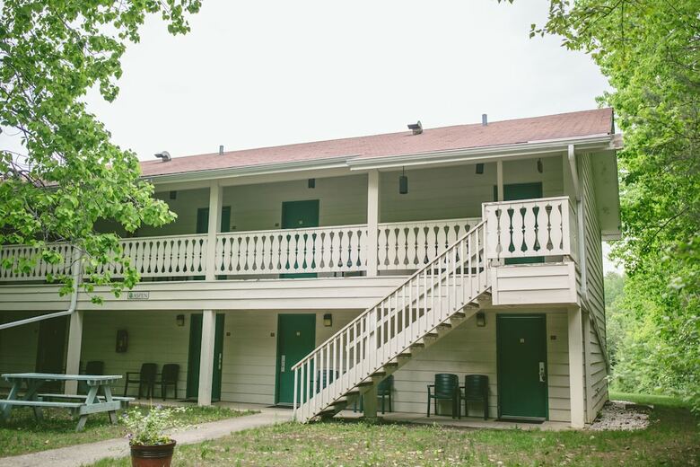 Hotel Parkwood Lodge