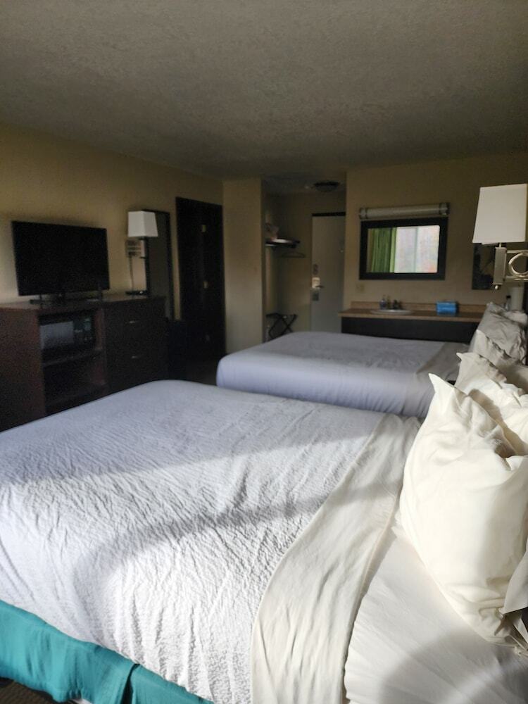 Hotel Parkwood Lodge