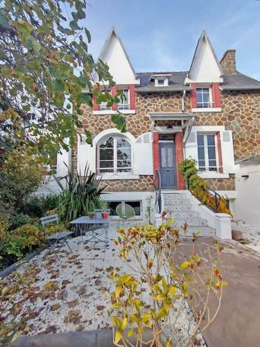 Villa Belle �poque - Plage Des Godelins � Pied !