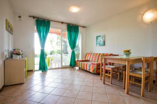 Studio Apartment For 23 People 150 M From The Sea From 39 Day